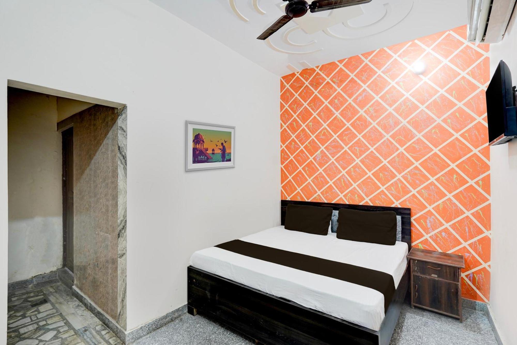 מיראט Oyo Hotel Maharaja Palace מראה חיצוני תמונה